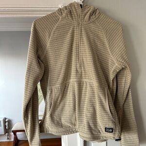 Mountain Hardwear Beige Half Zip Fleece | Size Medium